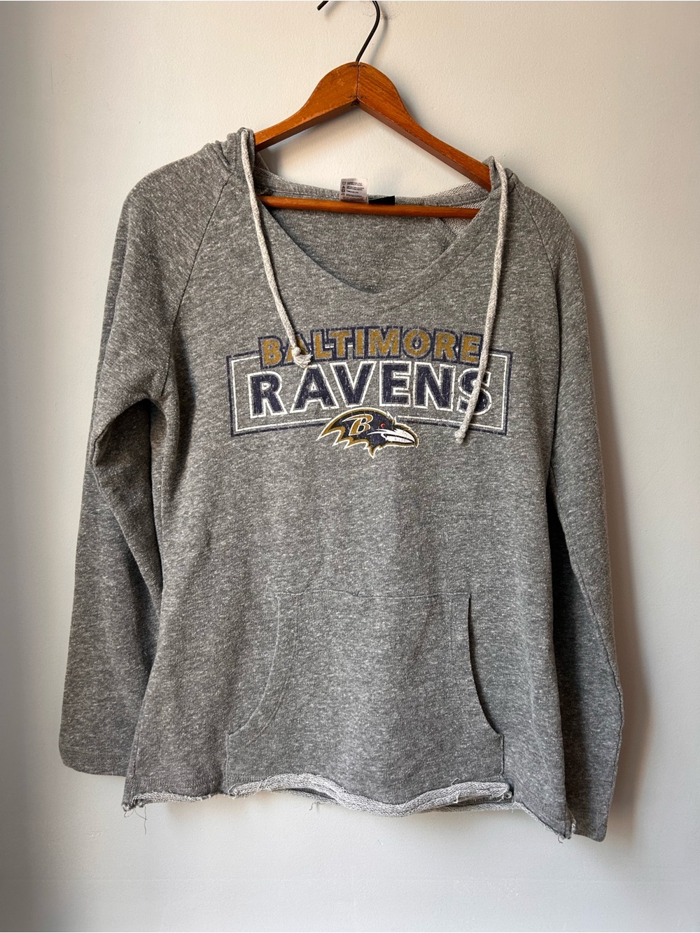 NFL Apparel Baltimore Ravens Women's Heathered Gray Vneck Lightweight Hoodie Med